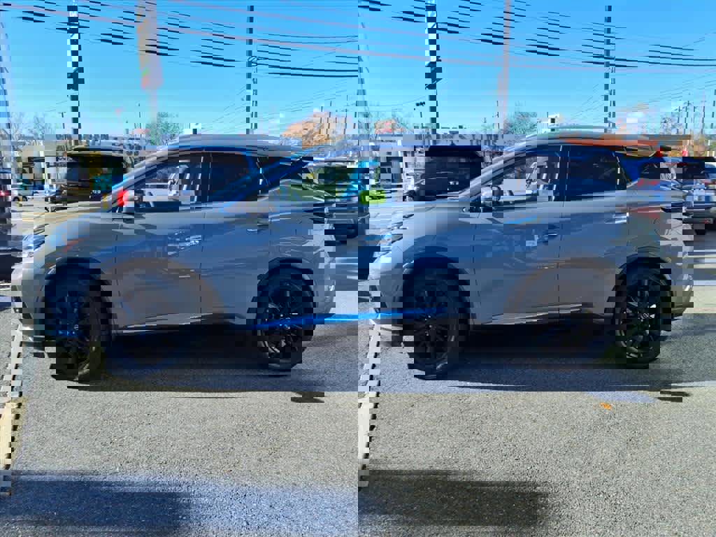 Used 2023 Nissan Murano Platinum w/ Cargo Package image 7