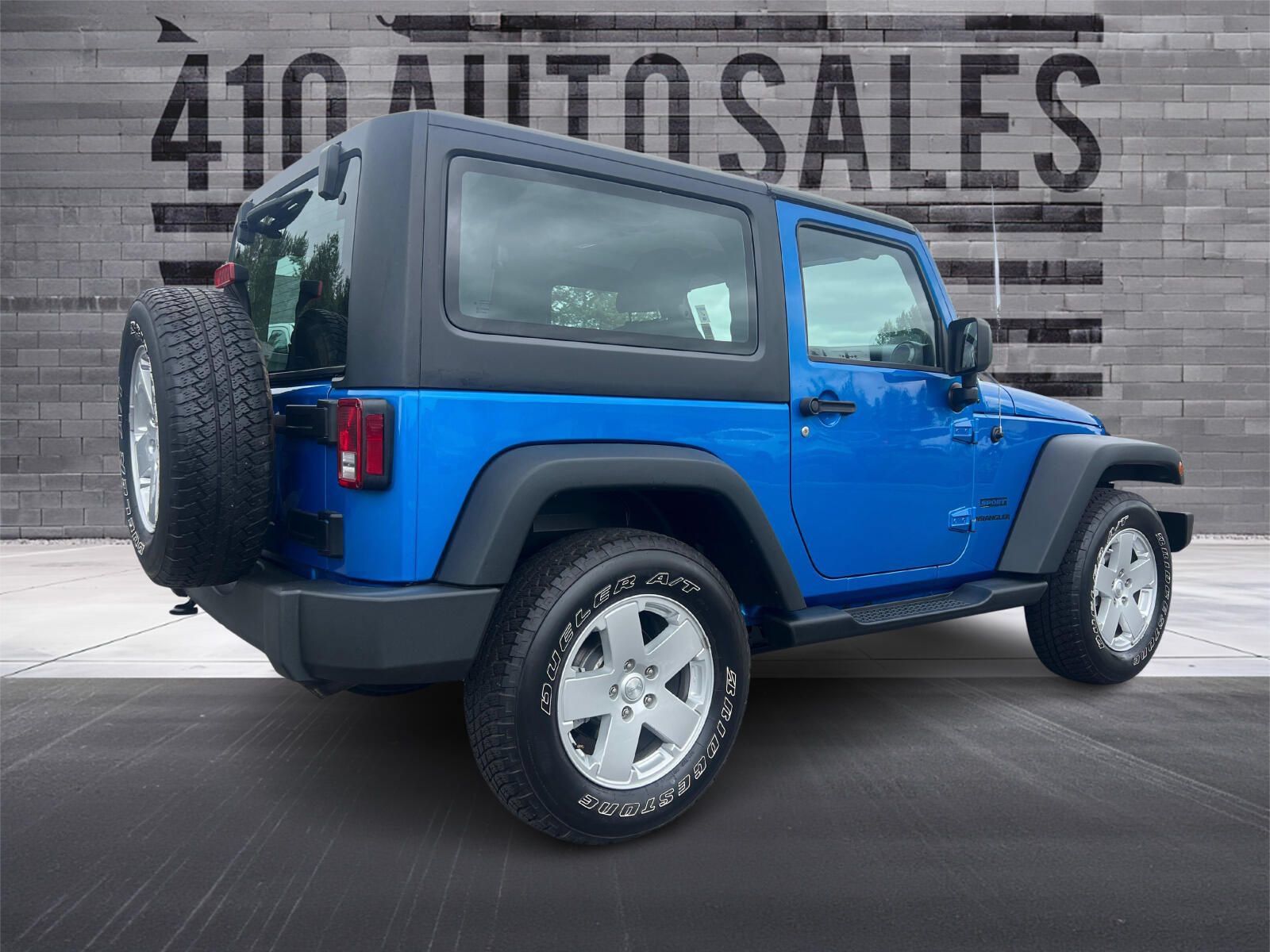 Used 2014 Jeep Wrangler Sport AWD/4WD image 3