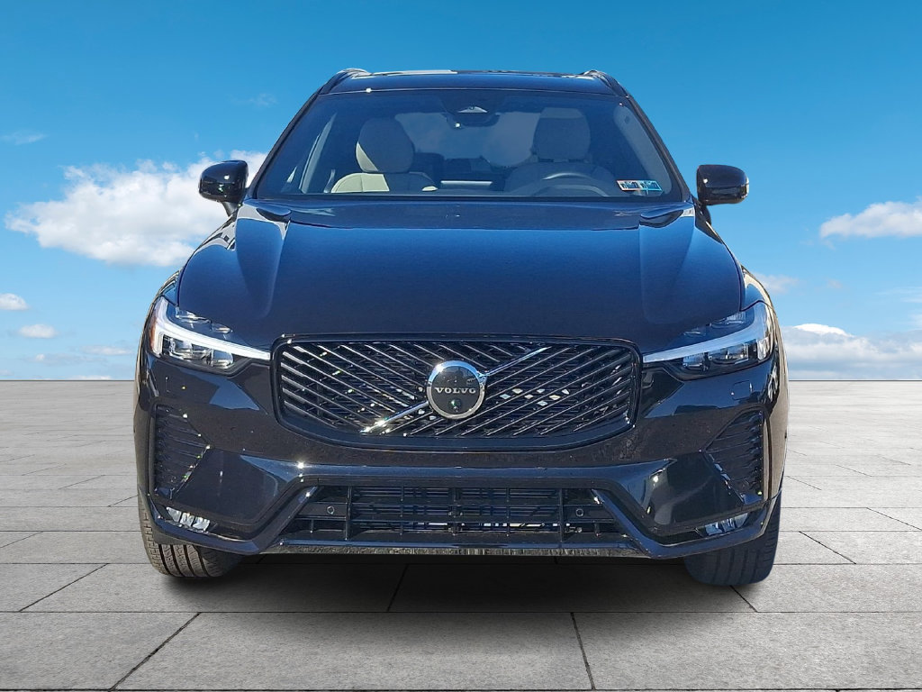 New 2027 Volvo XC60 B5 Plus AWD/4WD image 2