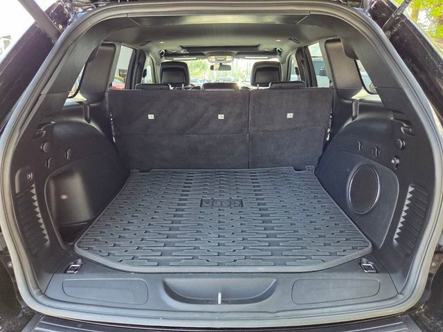 Used 2021 Jeep Grand Cherokee Laredo X image 9