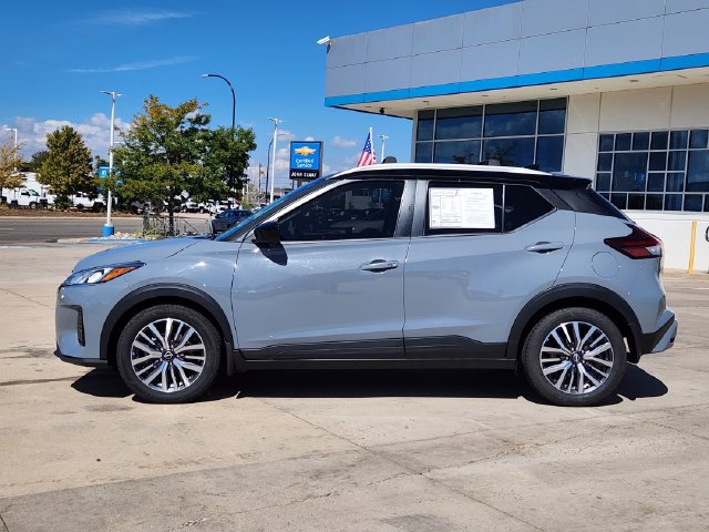 Used 2023 Nissan Kicks SV FWD image 4