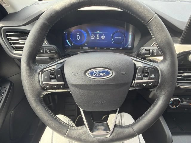 Used 2021 Ford Escape SEL w/ Technology Package AWD/4WD image 12