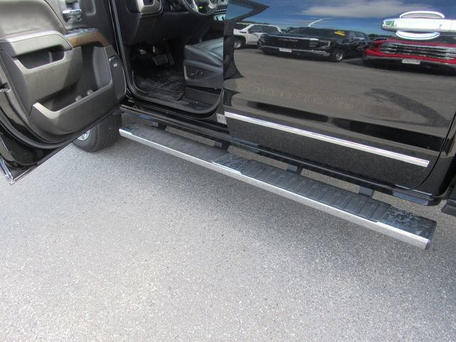 Certified 2018 GMC Sierra 2500 Denali w/ Duramax Plus Package AWD/4WD image 10