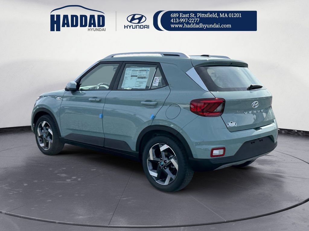 New 2026 Hyundai Venue SEL FWD image 3