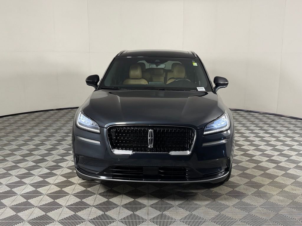 Used 2022 Lincoln Corsair Reserve w/ Equipment Group 201A FWD image 11