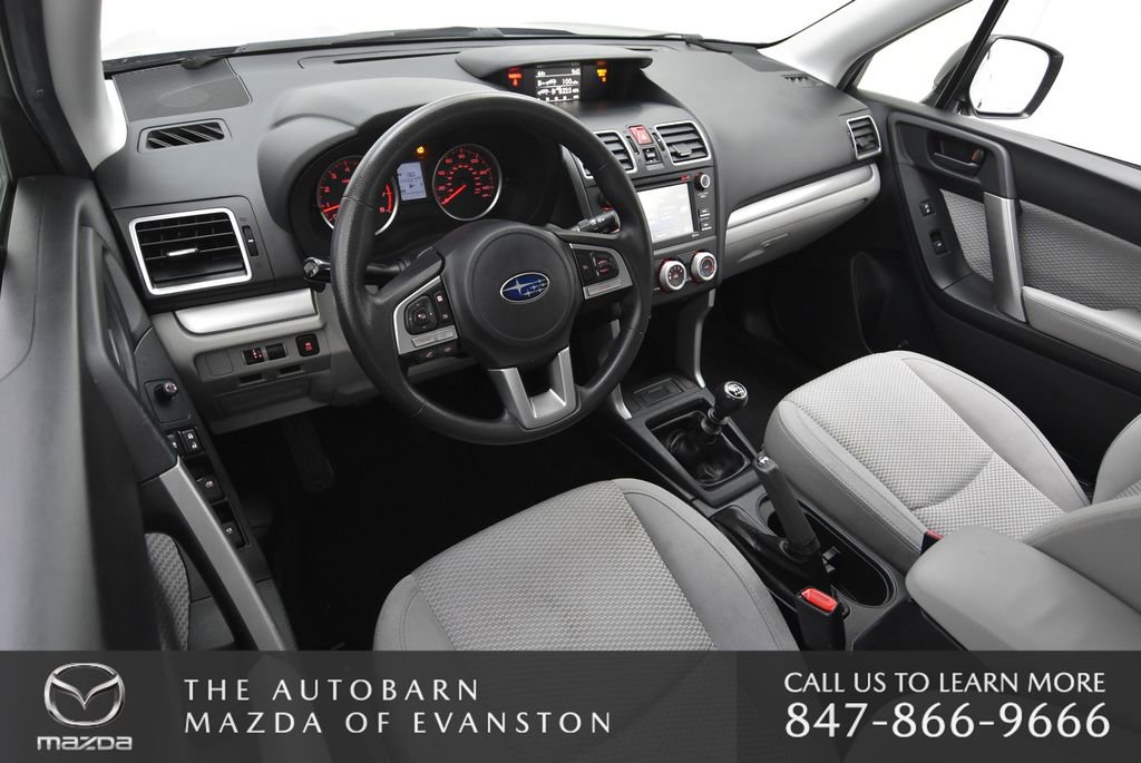 Used 2017 Subaru Forester 2.5i AWD/4WD image 30