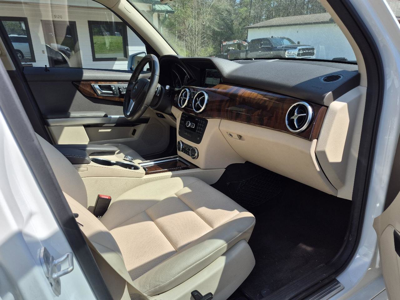 Used 2015 Mercedes-Benz GLK 250 BlueTEC 4MATIC image 14