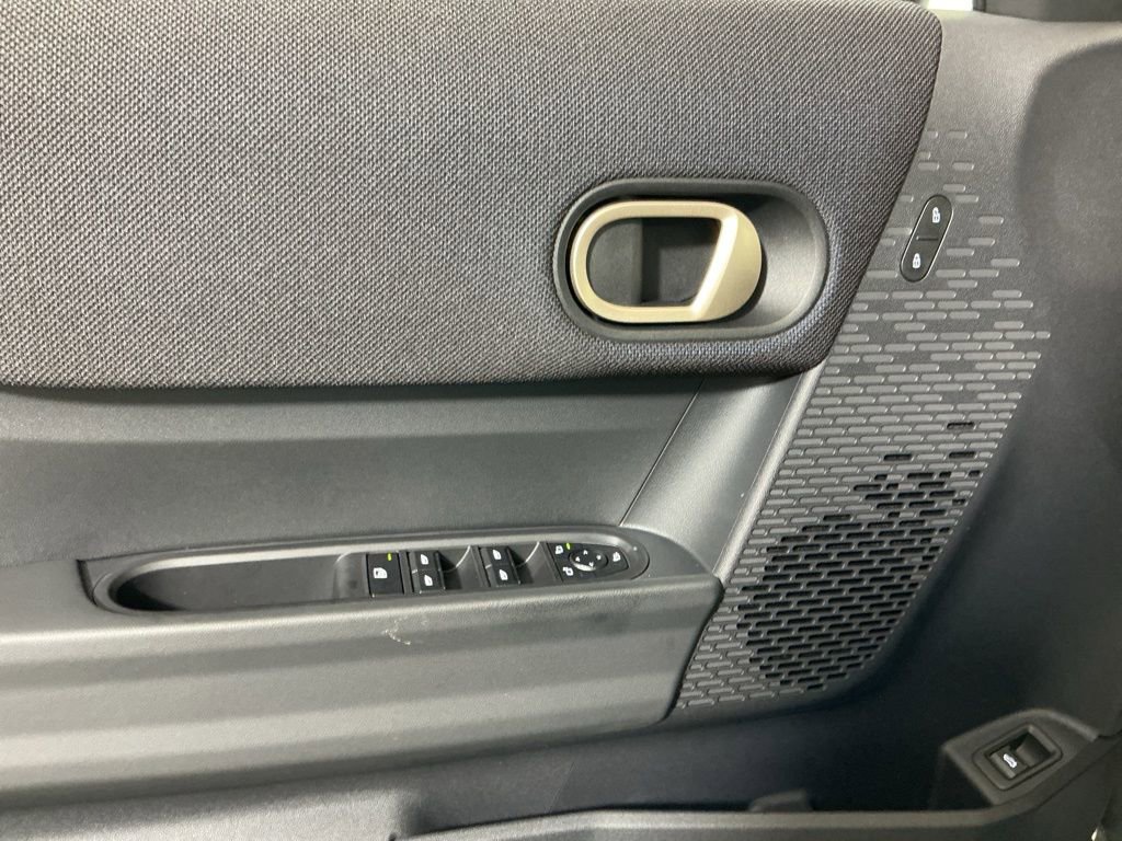 New 2026 MINI Cooper 4-Door Hardtop image 18