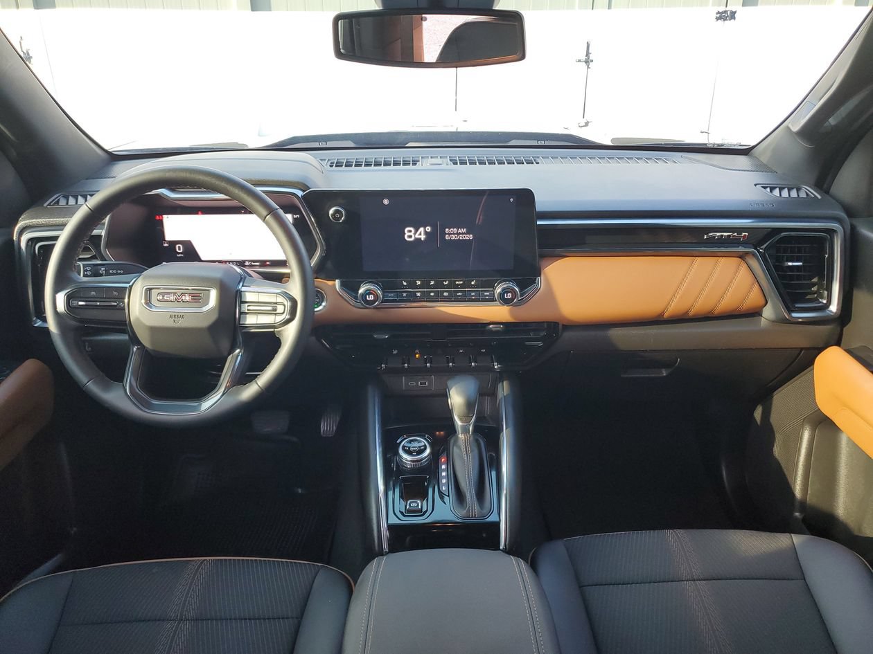 Used 2024 GMC Canyon AT4 AWD/4WD image 11