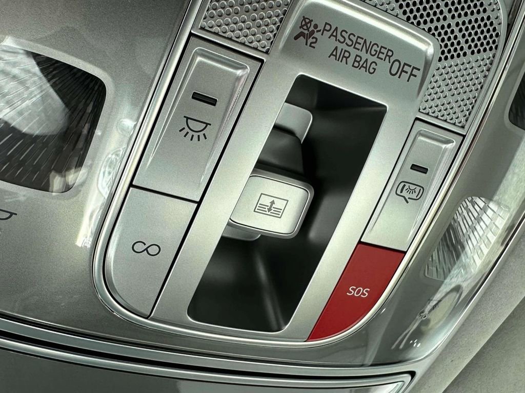 New 2024 Genesis GV60 Performance image 33