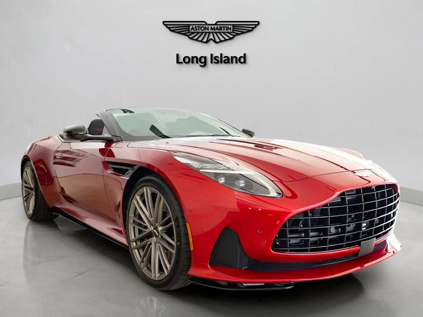 Used 2025 Aston Martin DB12 Convertible RWD image 6