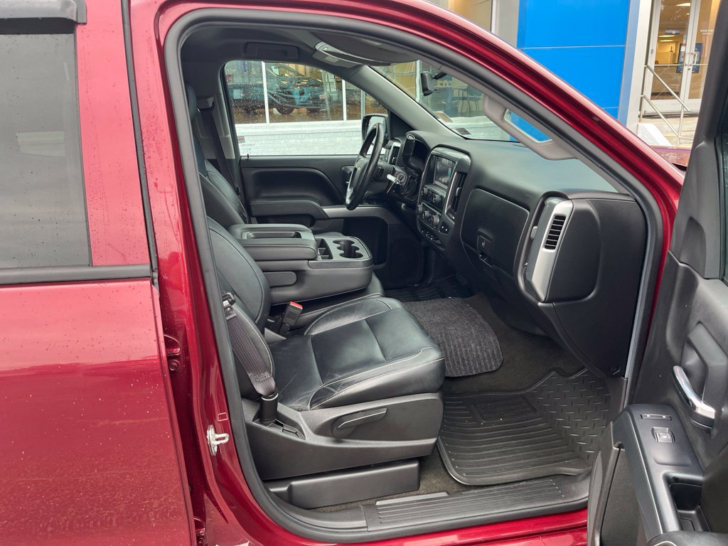 Used 2015 Chevrolet Silverado 1500 LT w/ All Star Edition AWD/4WD image 46