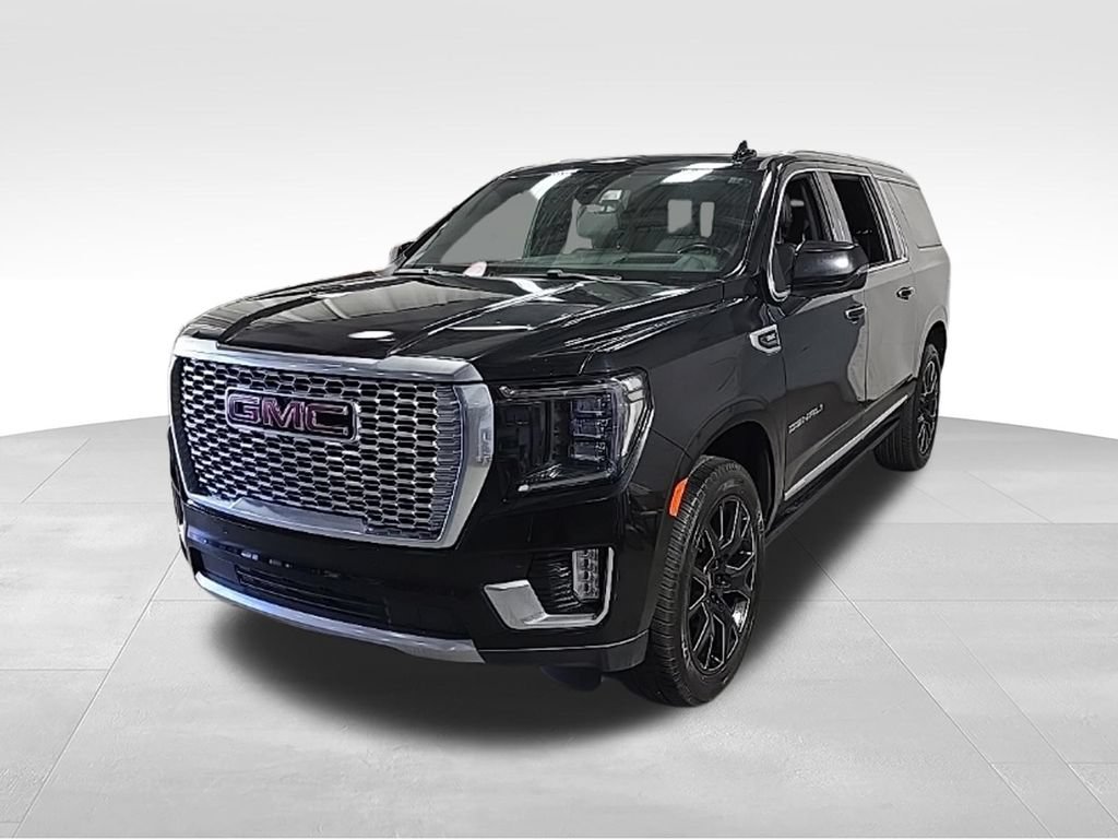 Used 2021 GMC Yukon XL Denali w/ Denali Ultimate Package AWD/4WD image 4