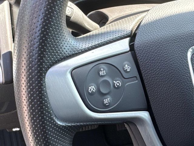 Used 2024 GMC Terrain SLE AWD/4WD image 29