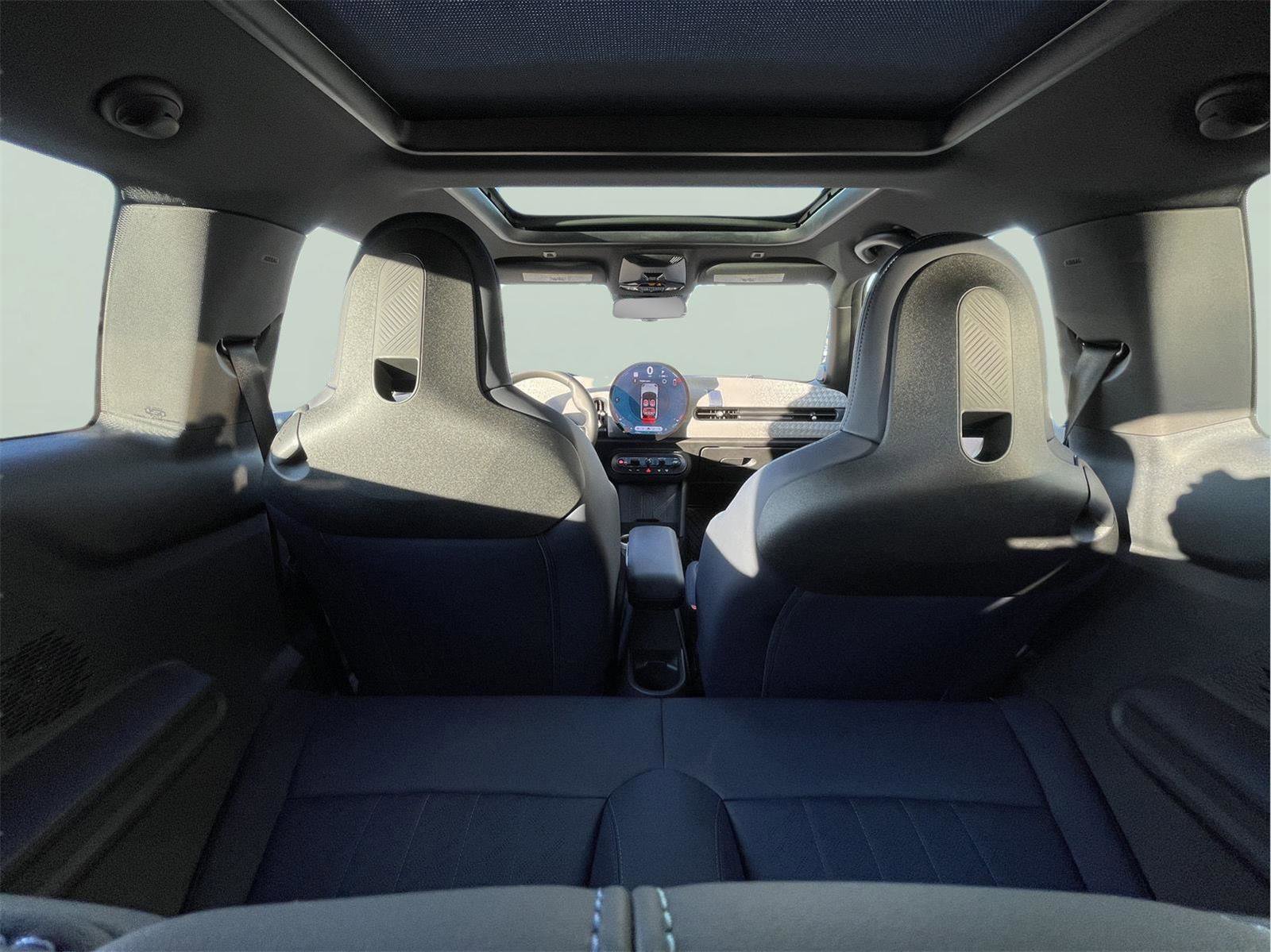 Used 2025 MINI Cooper S image 17