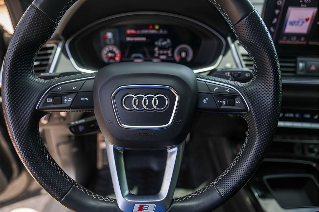 Used 2021 Audi SQ5 Prestige w/ Prestige Package AWD/4WD image 10