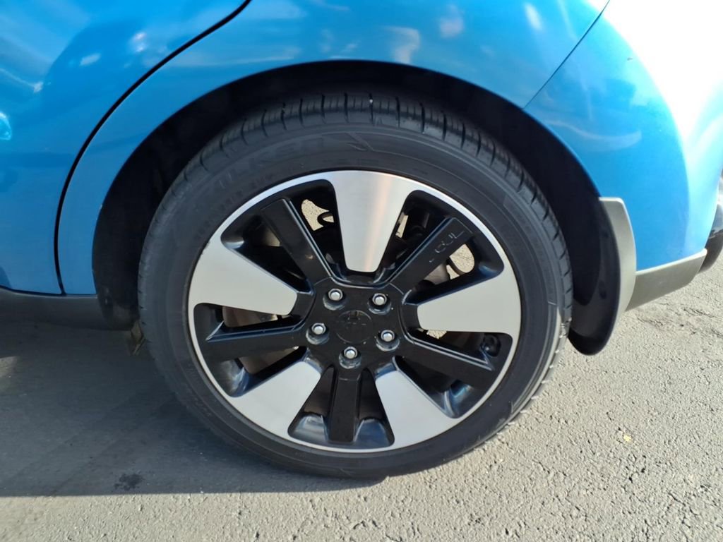 Used 2016 Kia Soul + w/ Designer's Package image 15