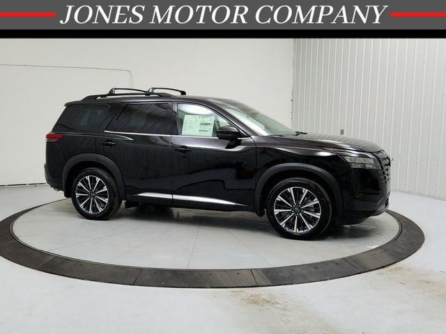 New 2026 Nissan Pathfinder Platinum