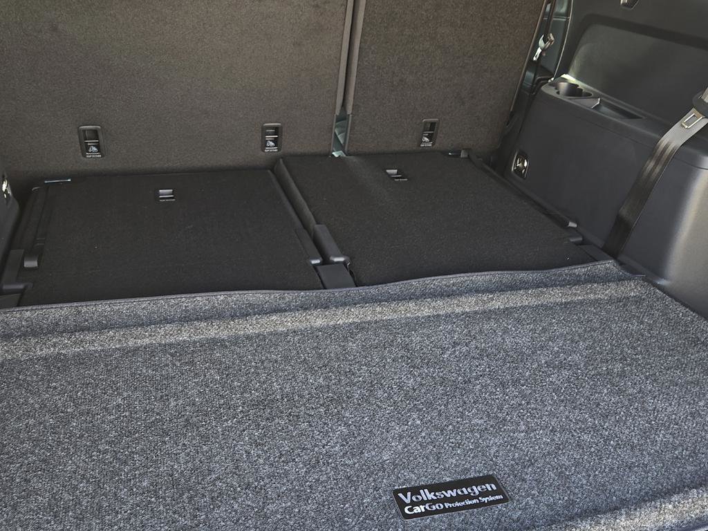 New 2026 Volkswagen Atlas SE FWD image 10