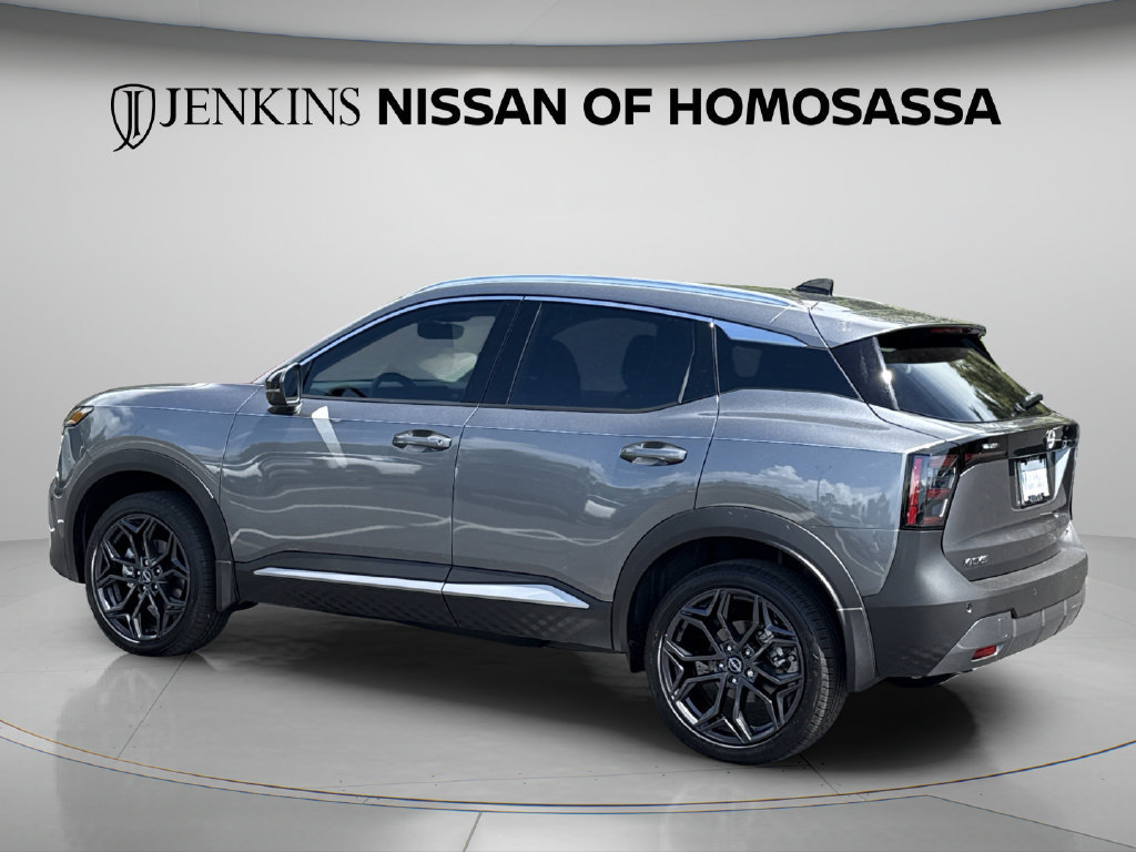 New 2026 Nissan Kicks SR w/ SR Premium Package FWD image 10