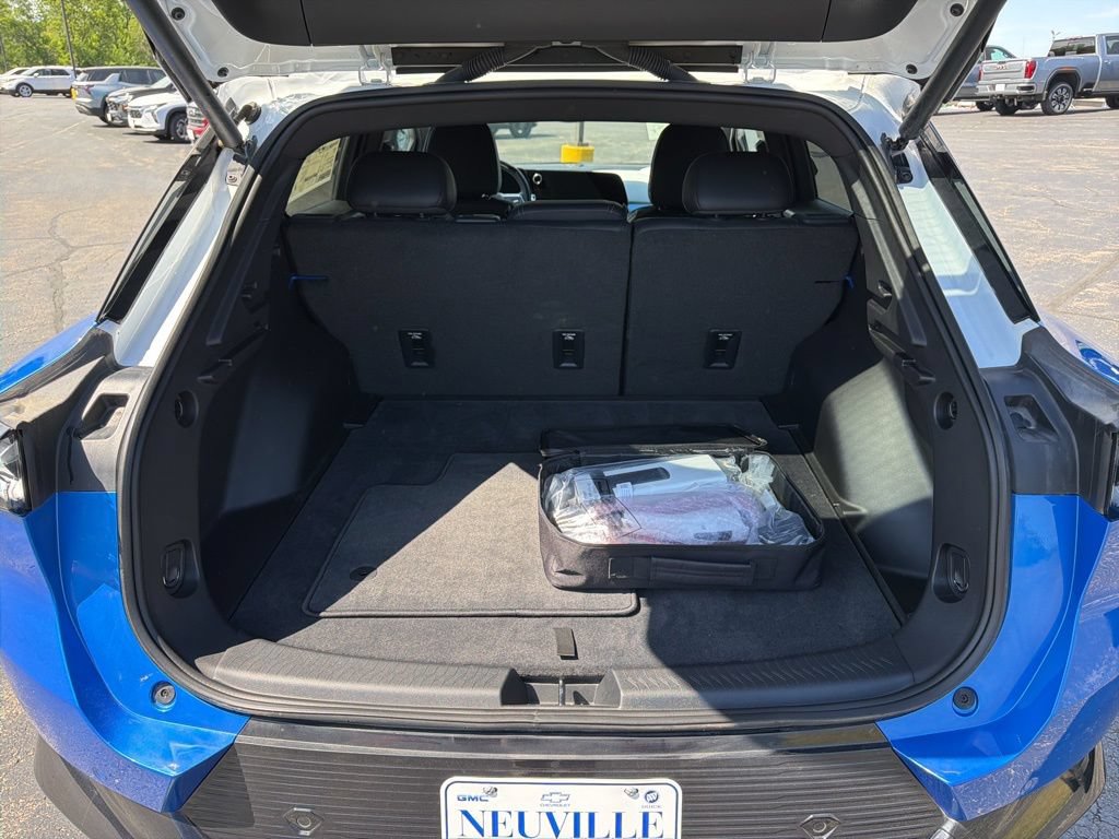 Certified 2024 Chevrolet Equinox EV LT w/ Active Safety Package 3 AWD/4WD image 10