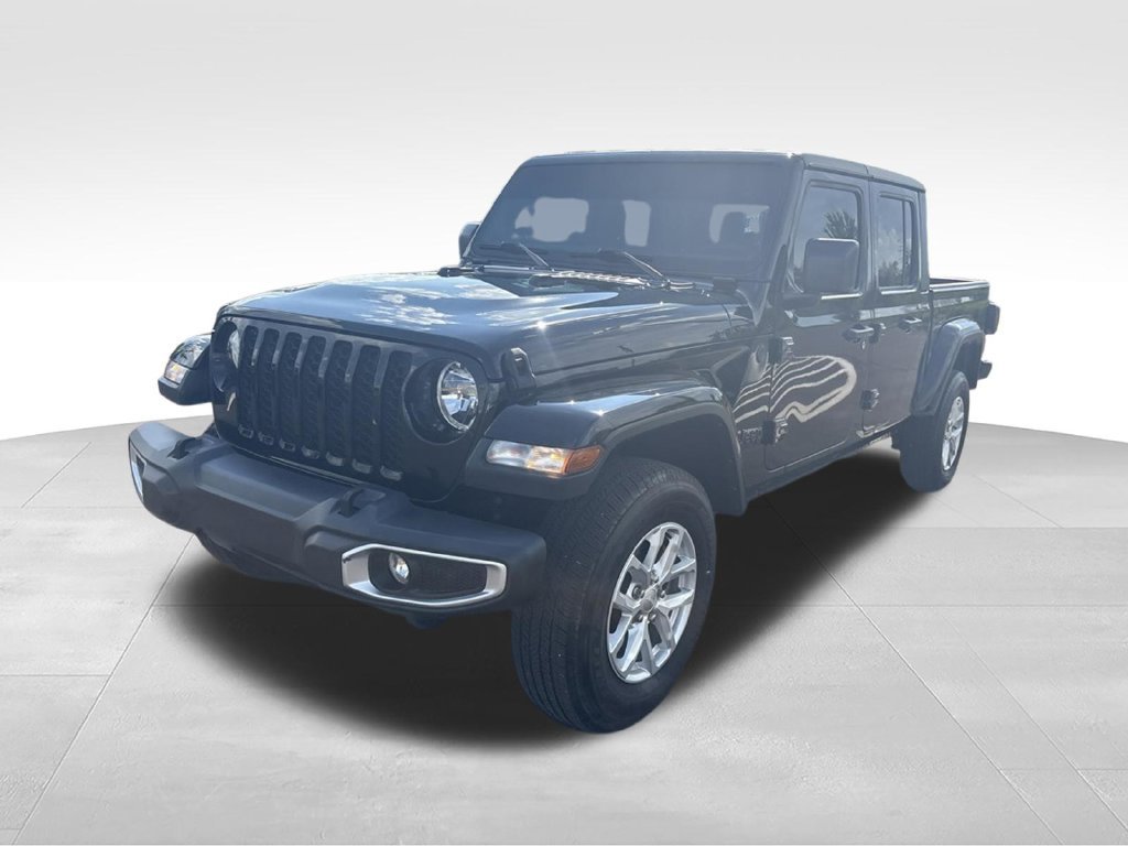 Certified 2023 Jeep Gladiator Sport AWD/4WD image 8