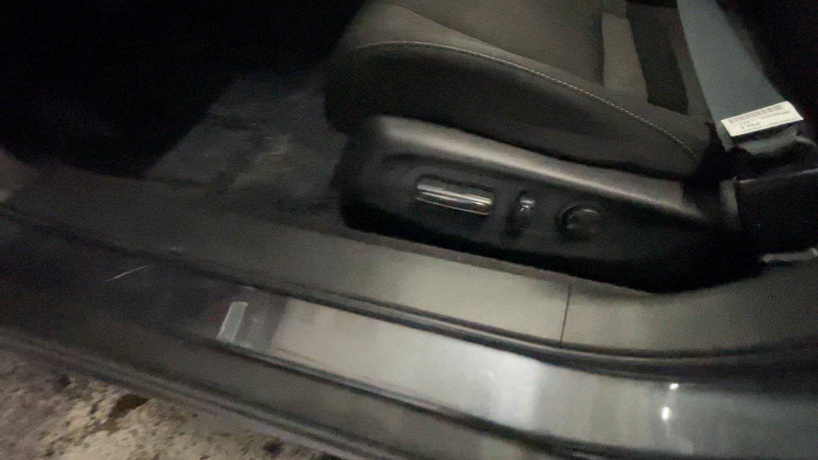 Certified 2025 Honda Accord SE image 30