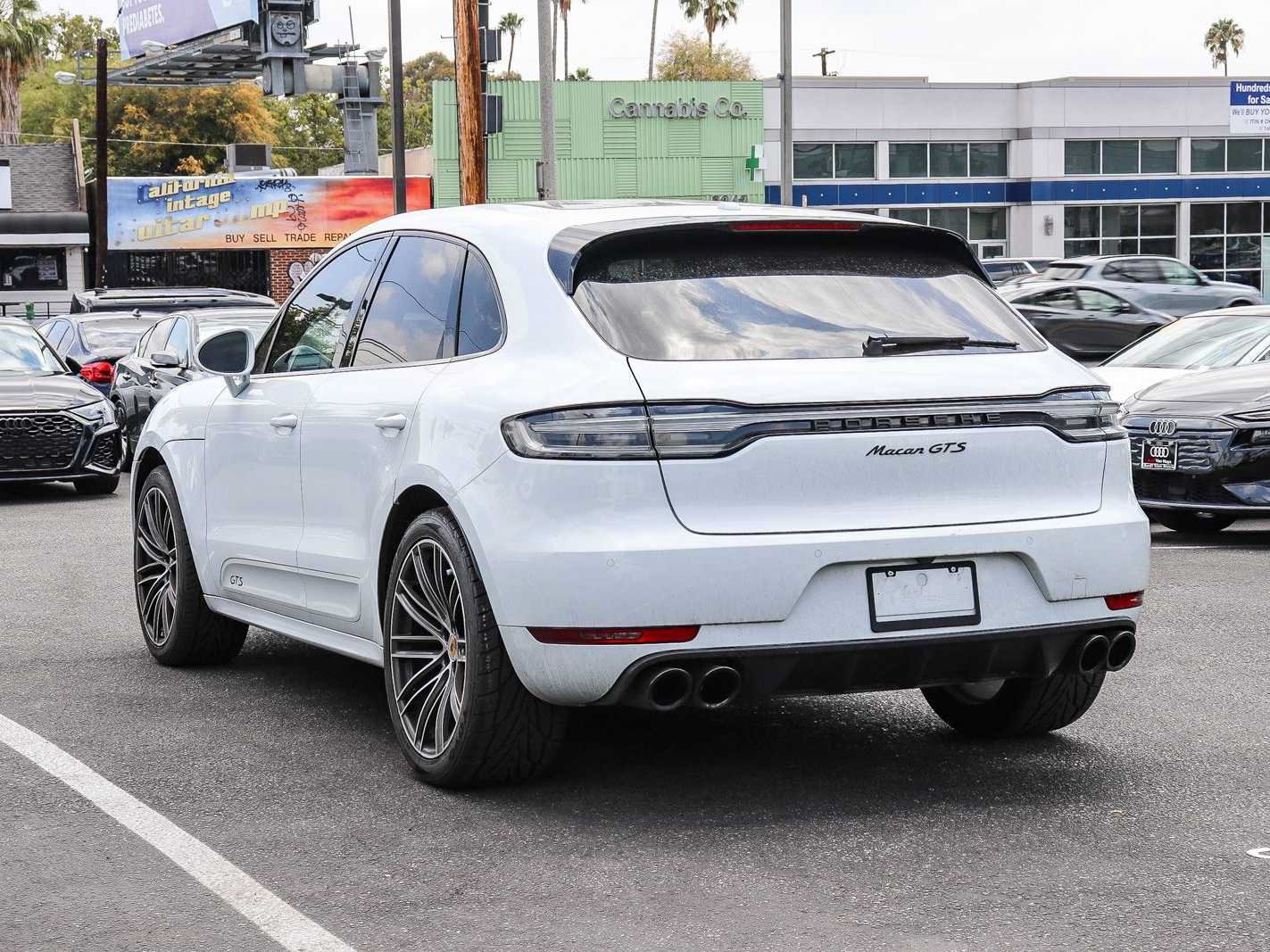 Used 2021 Porsche Macan GTS AWD/4WD image 2
