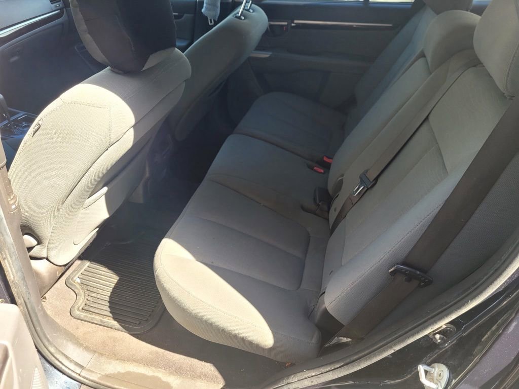 Used 2012 Hyundai Santa Fe GLS image 15