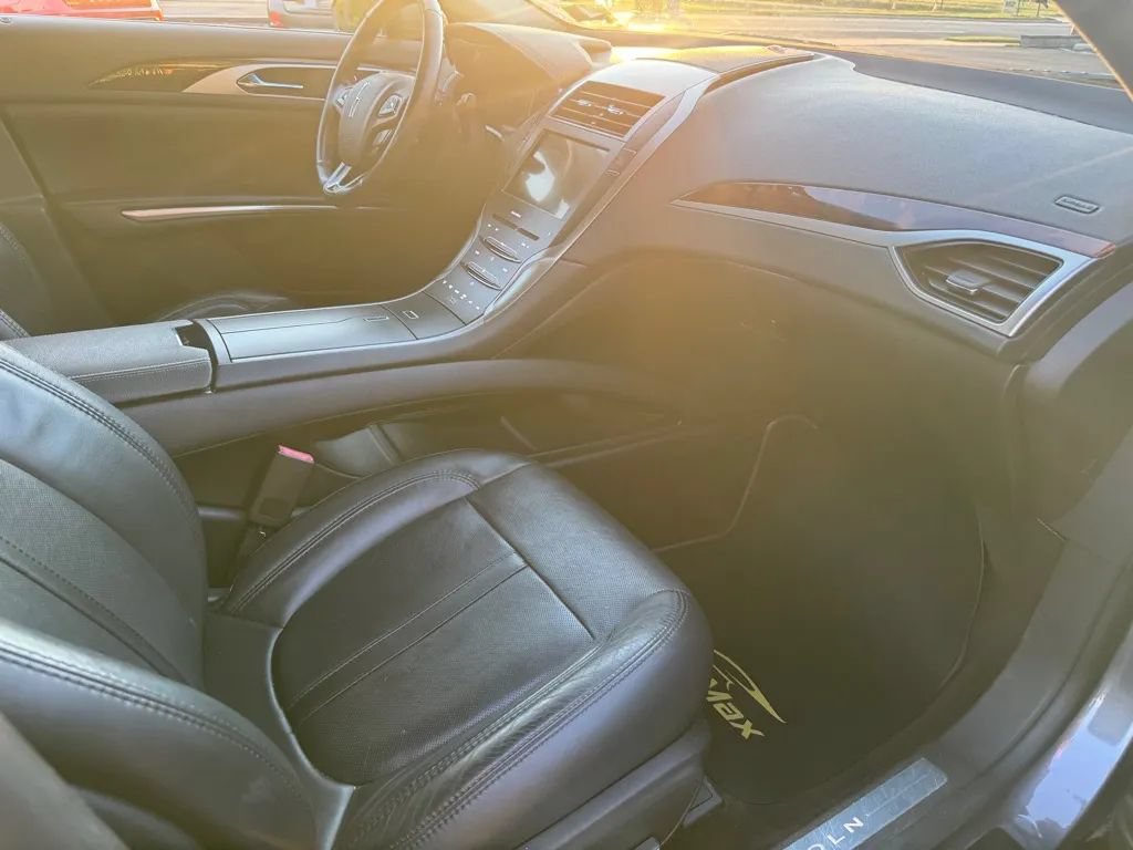 Used 2014 Lincoln MKZ AWD w/ Equipment Group 102A Reserve image 8