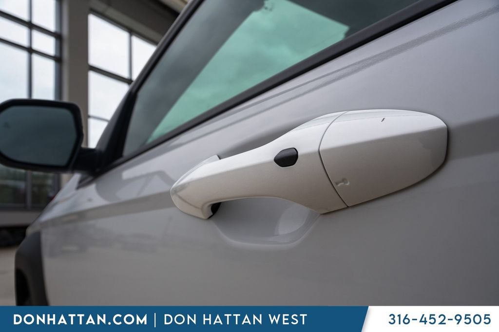 Used 2025 Hyundai Kona SEL AWD/4WD image 31