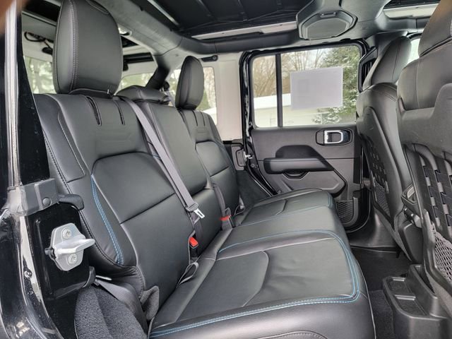 Certified 2022 Jeep Wrangler Unlimited Rubicon 4xe w/ Cold Weather Group image 23