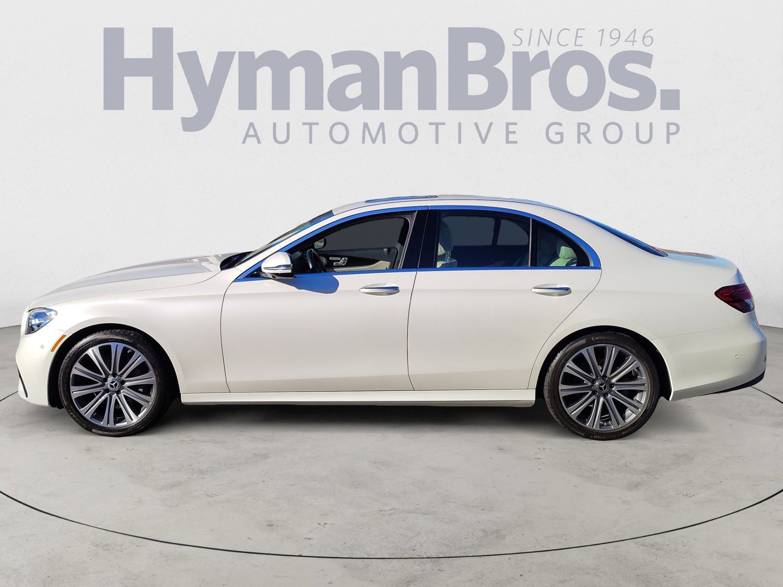 Used 2022 Mercedes-Benz E 350 Sedan image 6