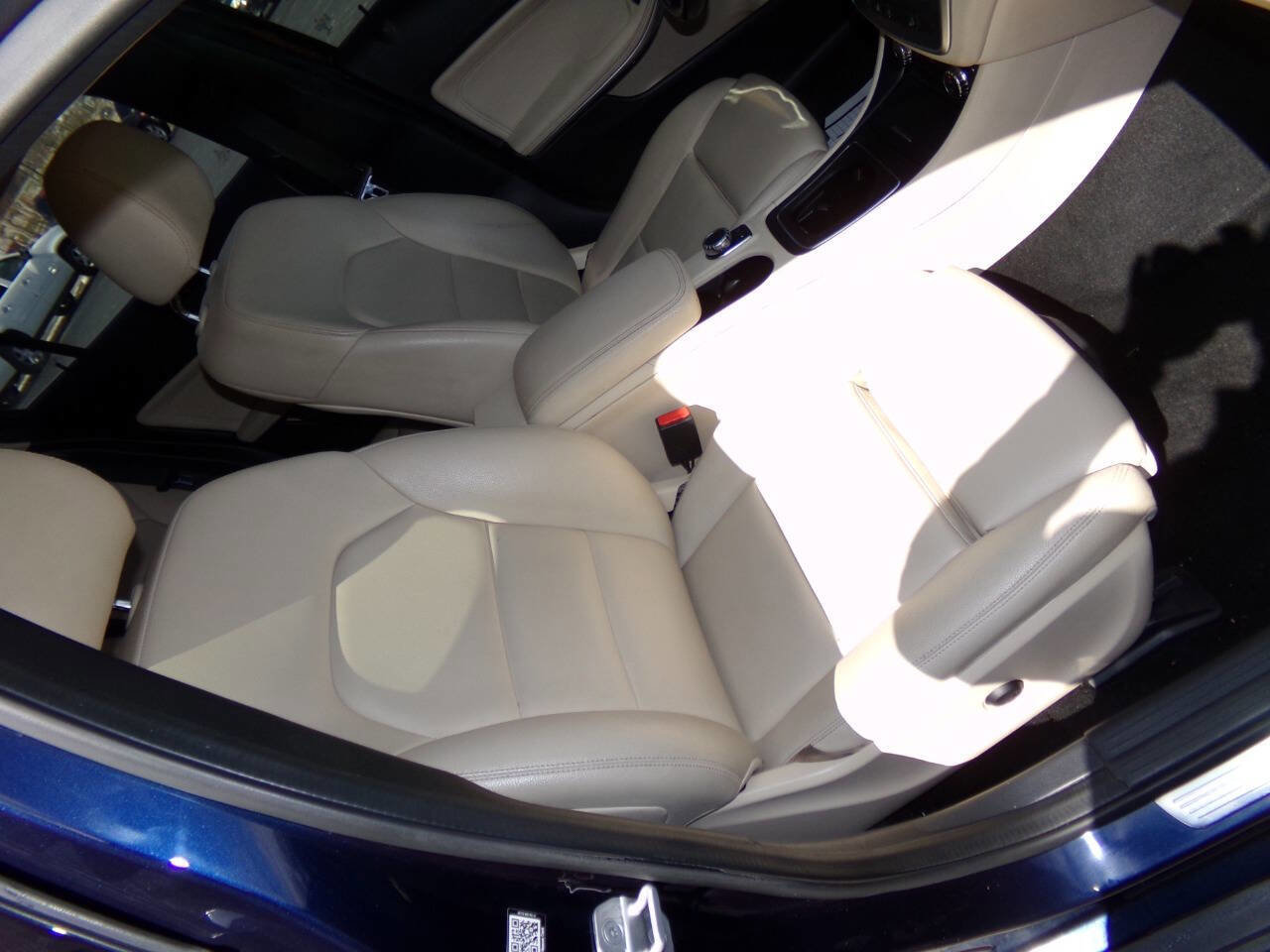 Used 2017 Mercedes-Benz GLA 250 4MATIC image 26