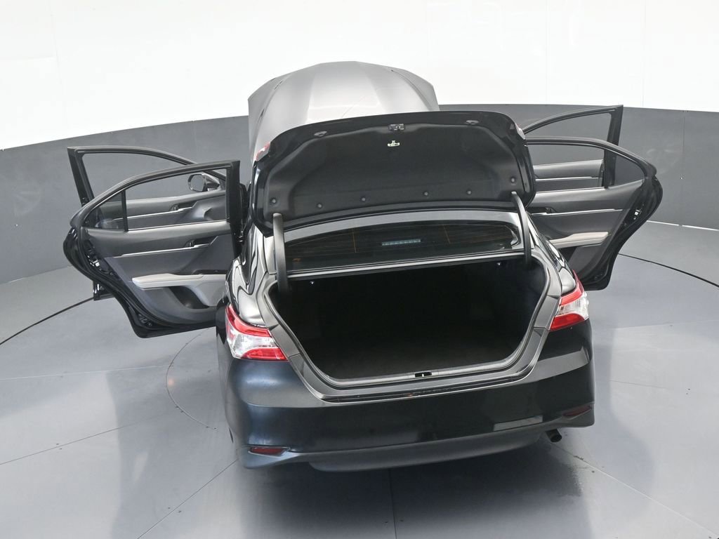 Used 2019 Toyota Camry LE image 66