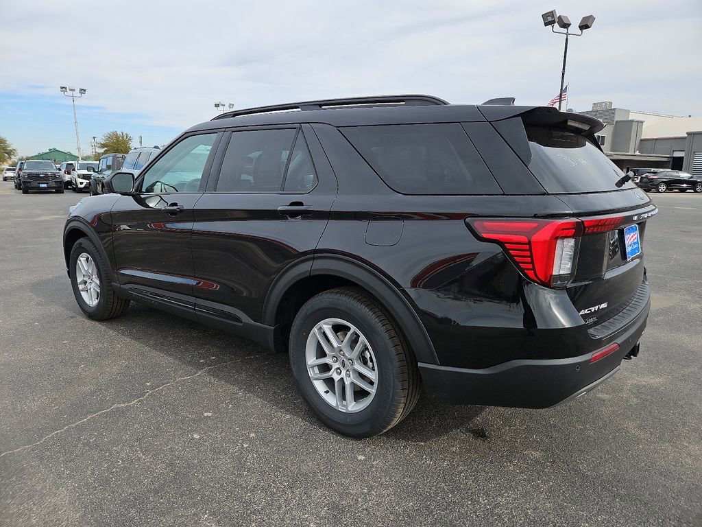 New 2026 Ford Explorer Active w/ Active Comfort Package image 8