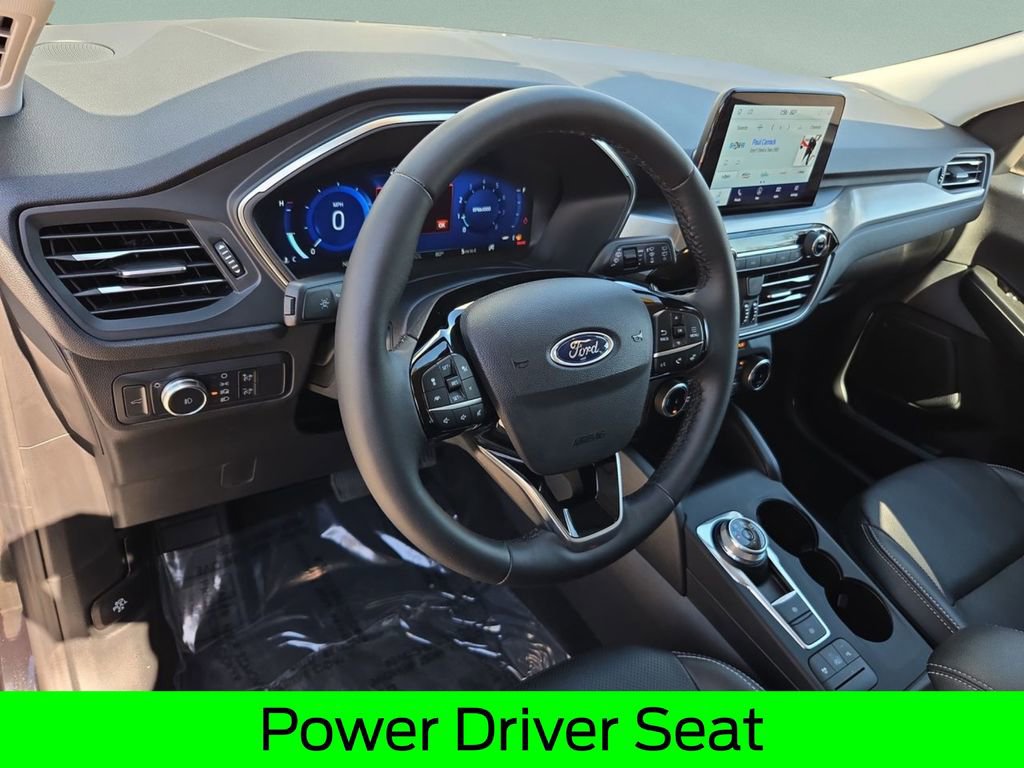 Used 2022 Ford Escape Titanium image 11