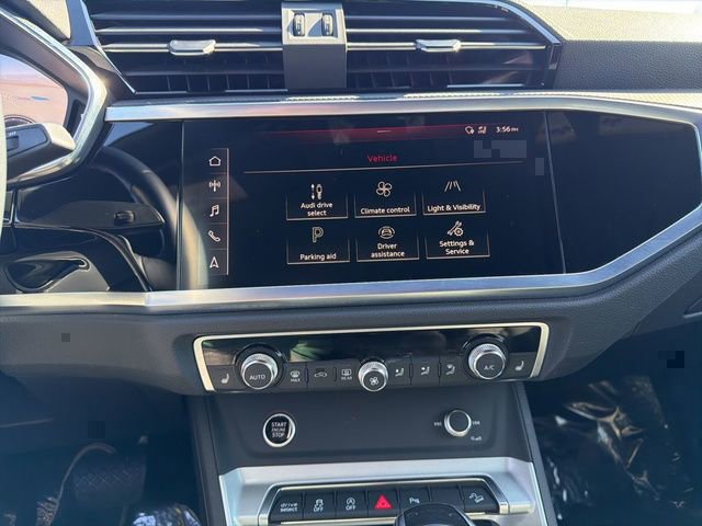 Used 2021 Audi Q3 2.0T Premium Plus image 25