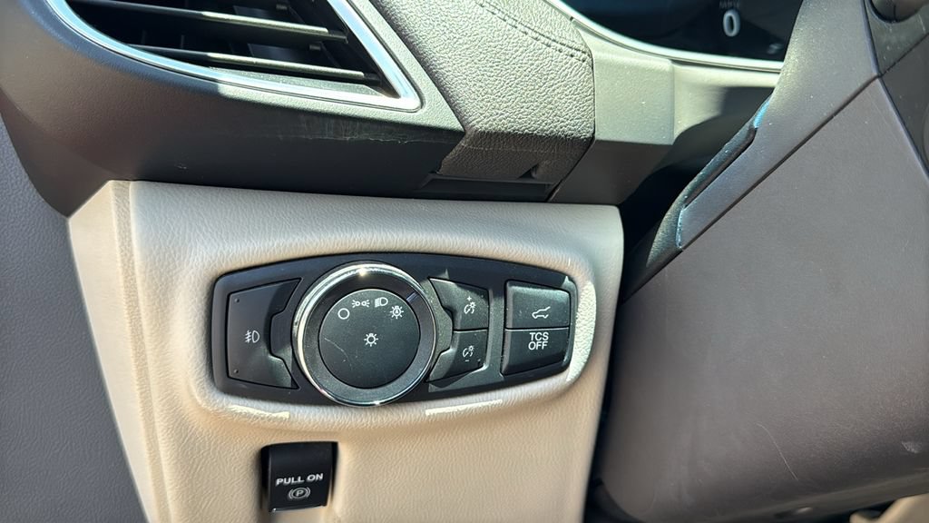 Used 2019 Lincoln Nautilus Select w/ Cargo Utility Package FWD image 6