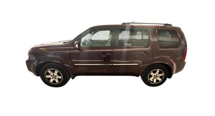 Used 2010 Honda Pilot Touring image 2