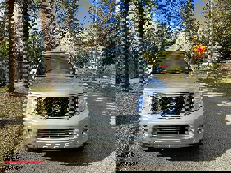 Used 2012 Nissan Pathfinder SV image 9