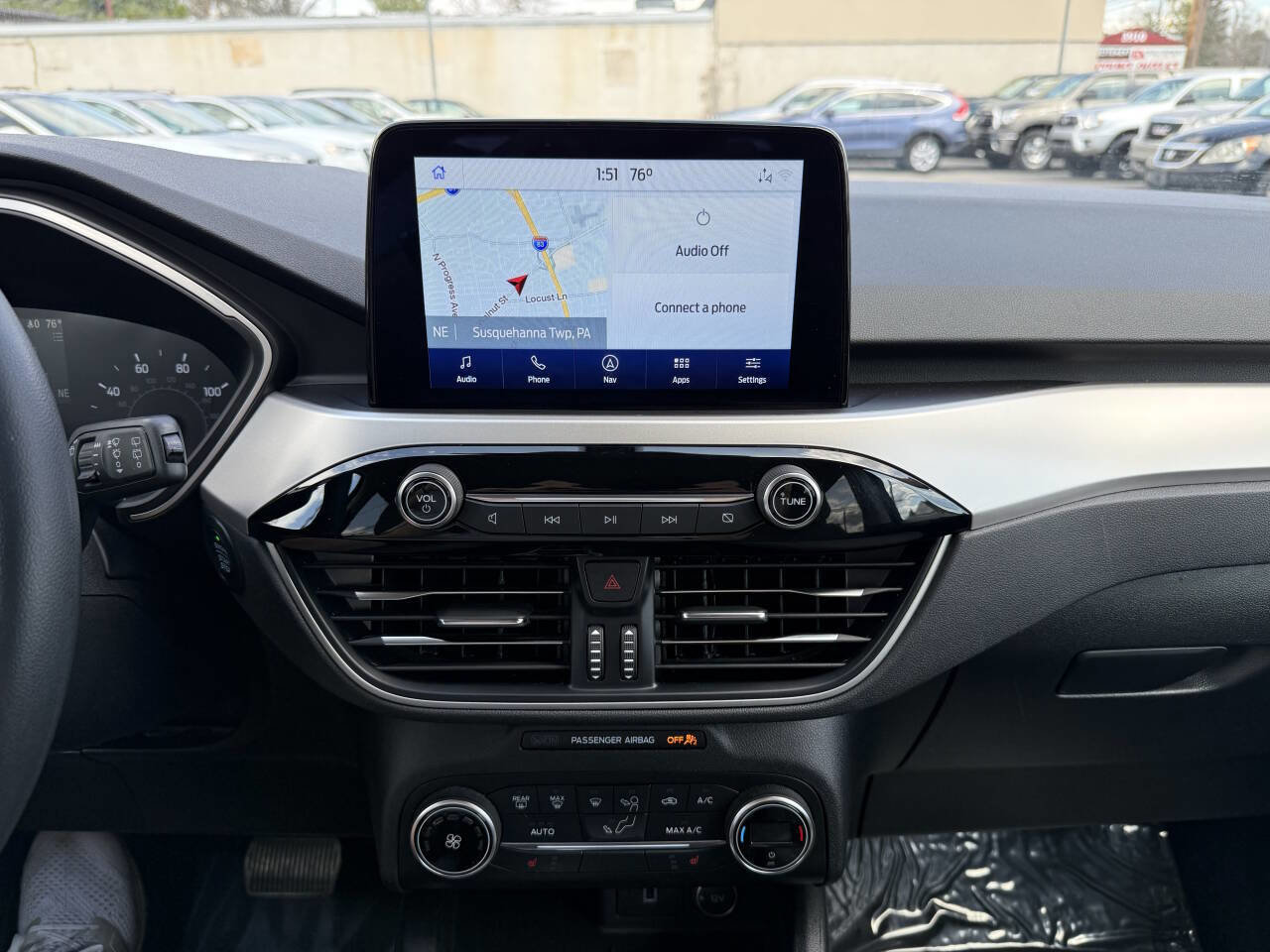 Used 2020 Ford Escape SE image 19