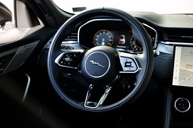 New 2026 Jaguar F-PACE R-Dynamic S AWD/4WD image 31