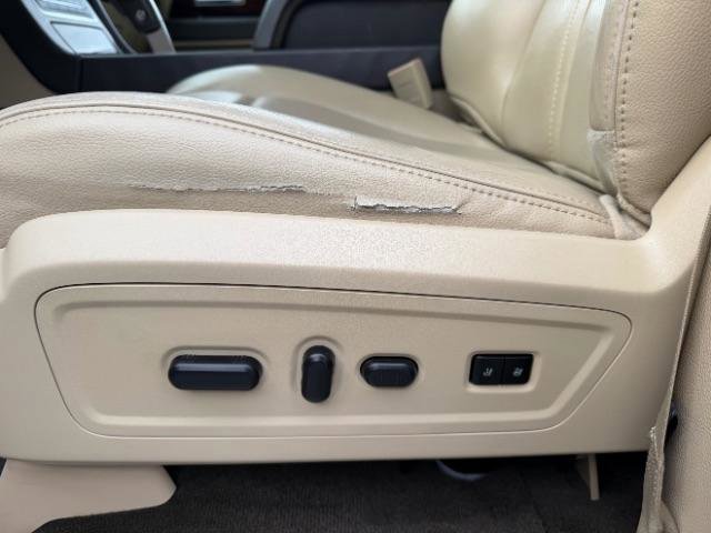 Used 2017 Lincoln Navigator L Reserve AWD/4WD image 19