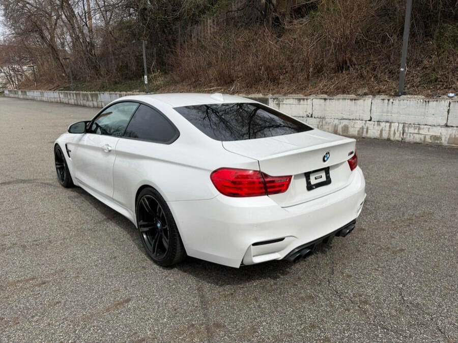 Used 2015 BMW M4 Coupe image 5