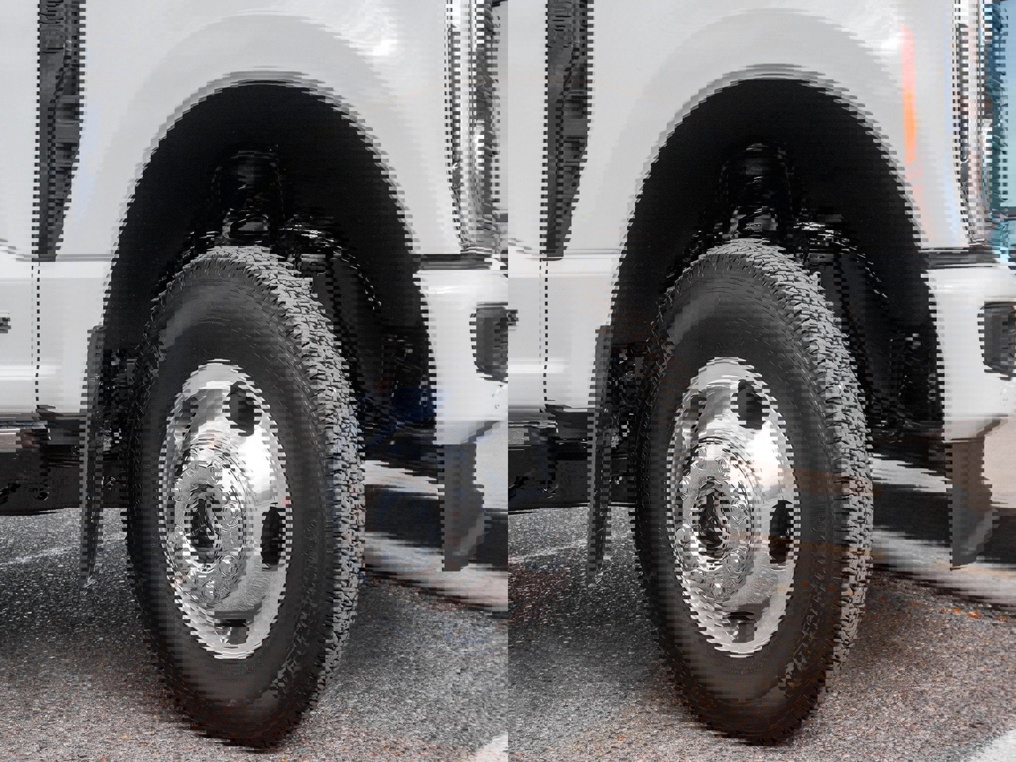 Used 2026 Ford F350 Platinum image 12