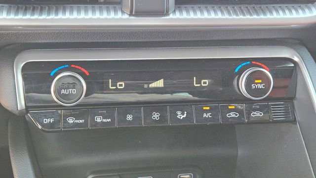 Used 2023 Kia K5 GT-Line image 22