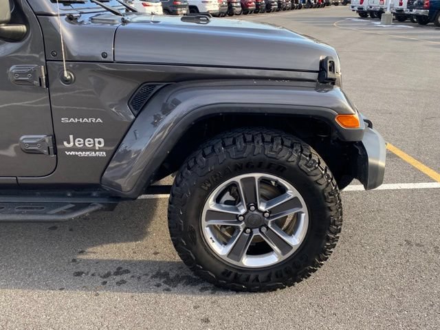 Used 2020 Jeep Wrangler Unlimited Sahara w/ Cold Weather Group AWD/4WD image 10