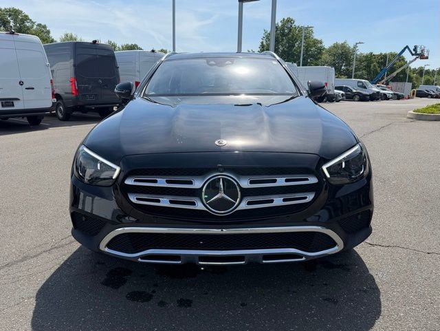 Used 2022 Mercedes-Benz E 450 4MATIC All-Terrain Wagon image 2