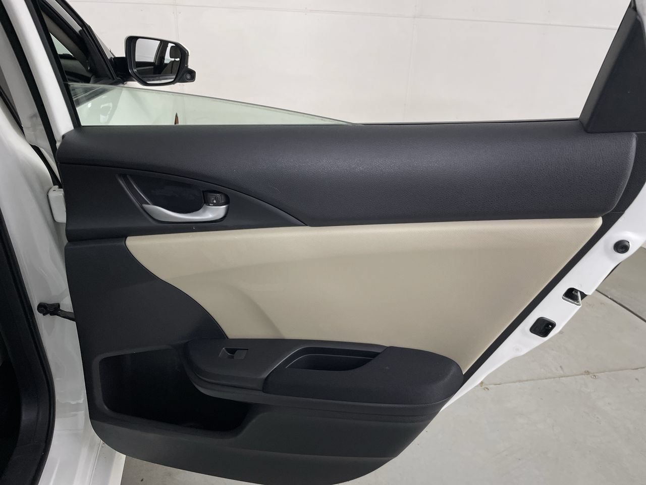 Used 2017 Honda Civic EX image 22